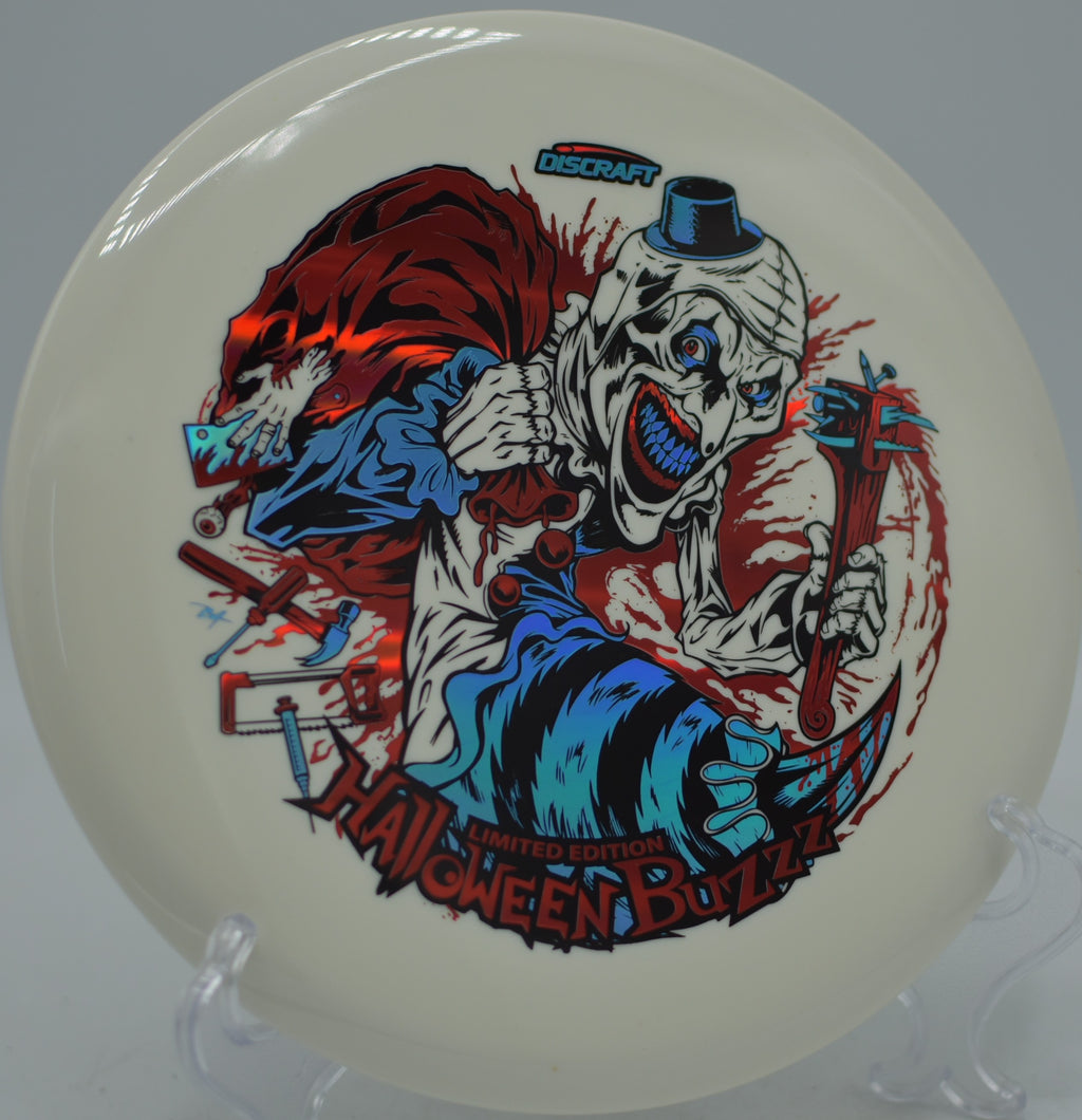 Halloween Glo Triple Stamped 2025 Buzzz thrown smooth at Creekside Disc Golf Course in Salt Lake City, Utah.