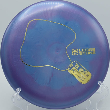 Discraft Ti ColorShift Roach putter available in Texas with nationwide shipping for straight glide putting and approach shots