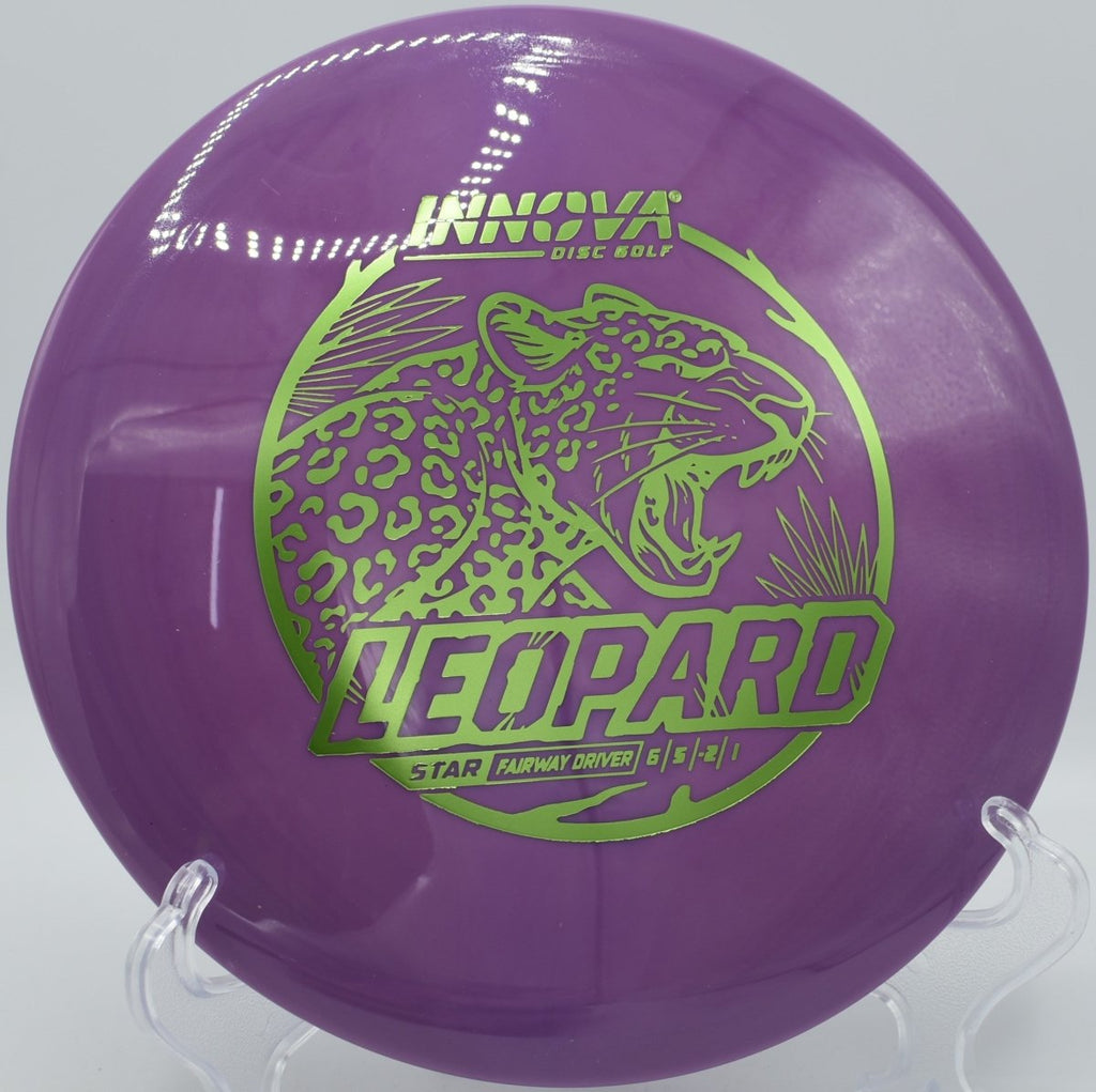 Innova Star Leopard driver holding a controlled anhyzer line at Zintel Canyon Disc Golf Course in Kennewick, Washington