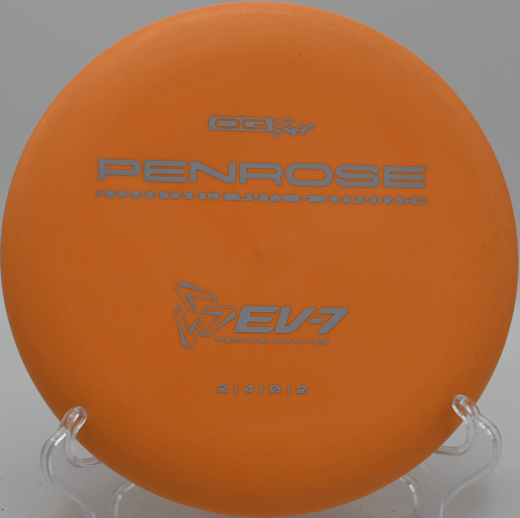 EV-7 Penrose overstable beaded putter dropping into chains on a headwind putt at Maple Hill Disc Golf Course in Leicester, Massachusetts.