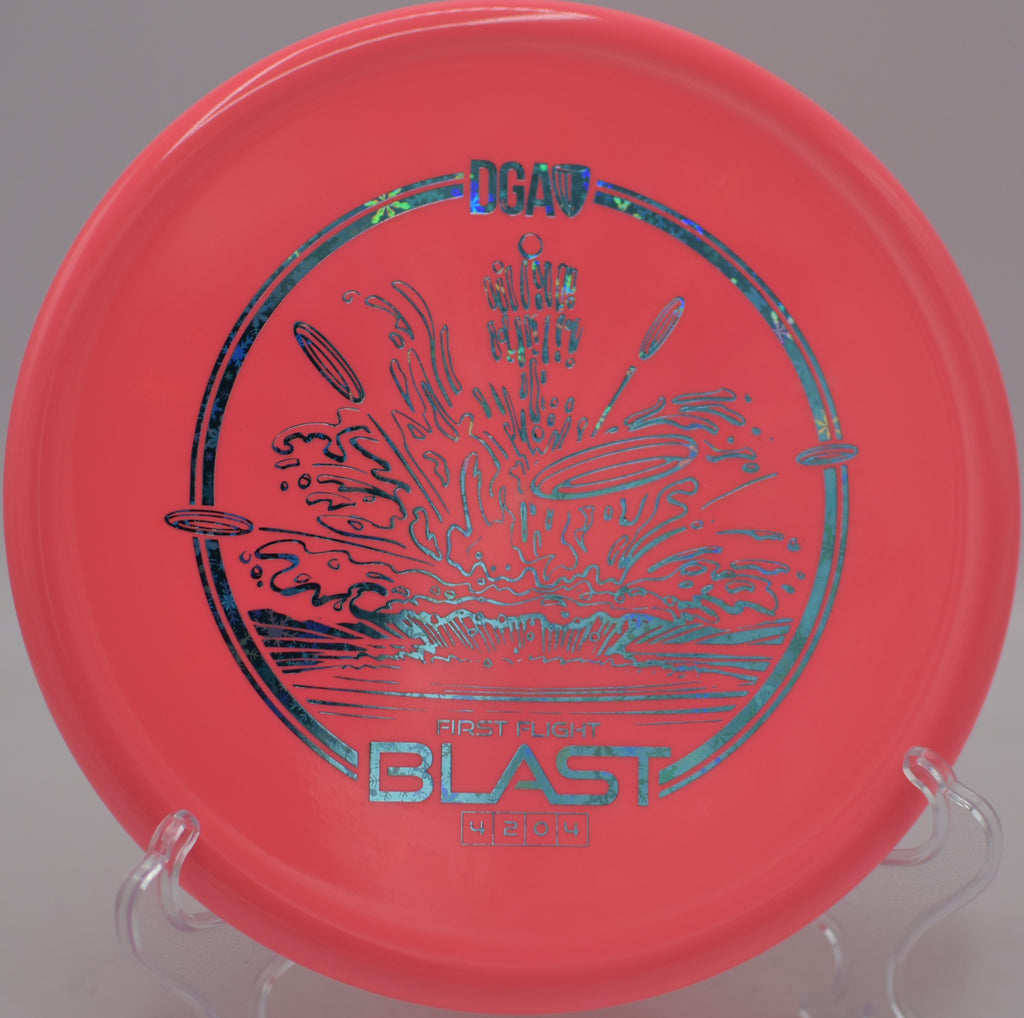 ProLine Swirl Blast First Flight edition flying torque-resistant at North Cove Disc Golf Course in Marion, North Carolina.
