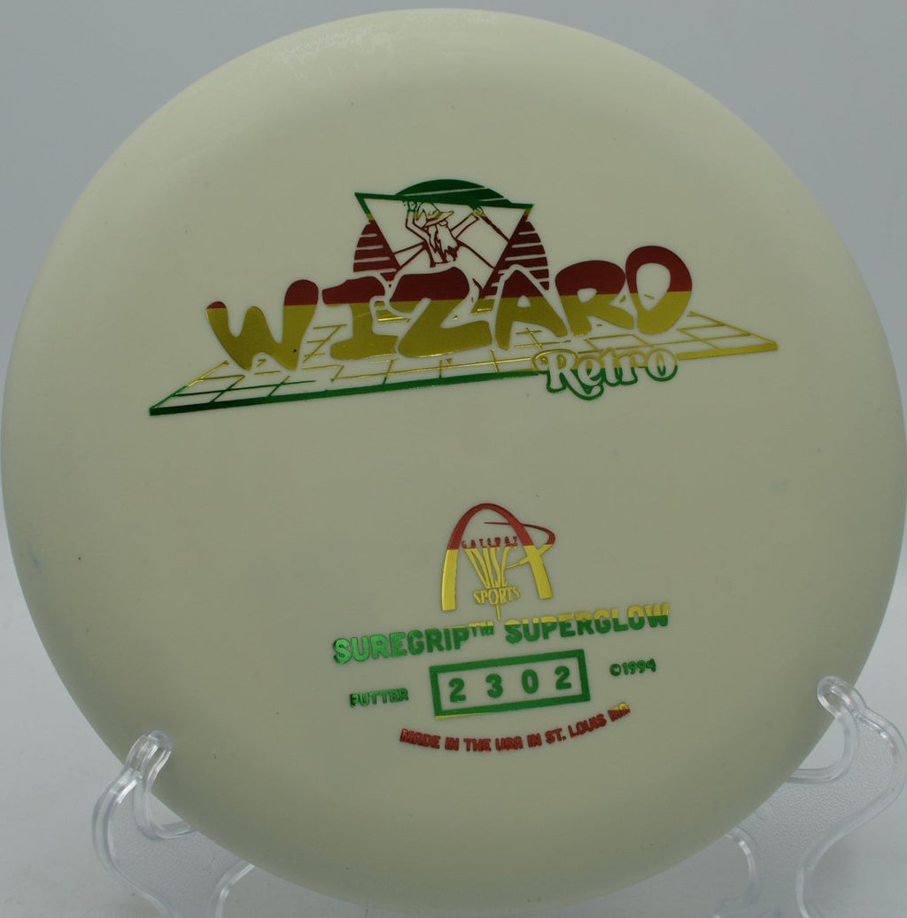 Gateway Retro Wizard SuperGlow displayed at Brewster Ridge DGC, Jeffersonville VT for glow rounds and upshots