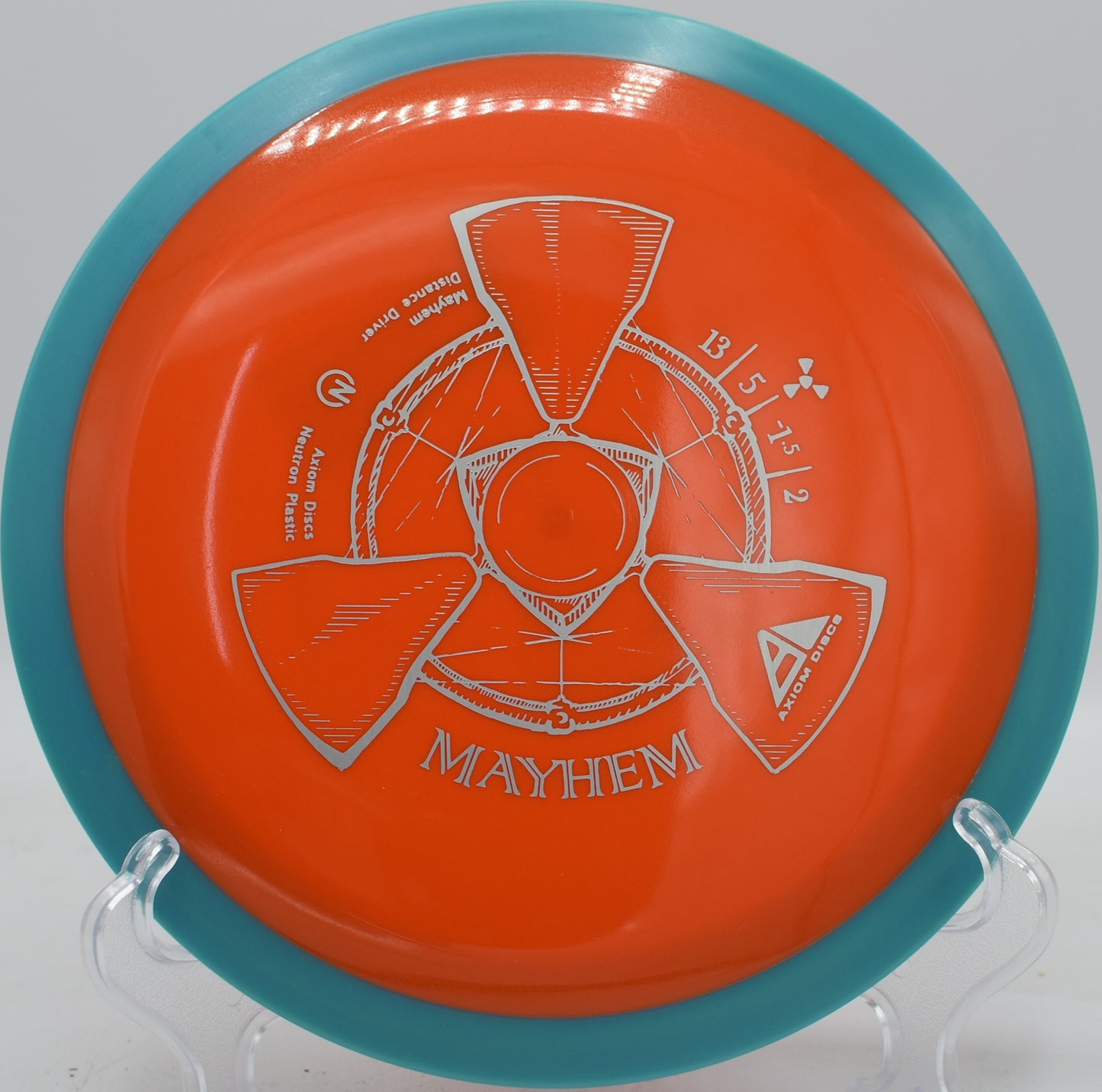 Full-power rip with the Neutron Mayhem holding its turn and gliding for max distance at Fox Run Meadows.

