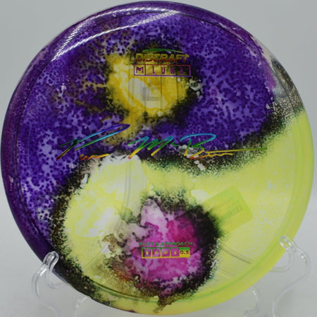 FlyDye Luna putter thrown in Oregon with nationwide shipping for stable glide and touch approach control
