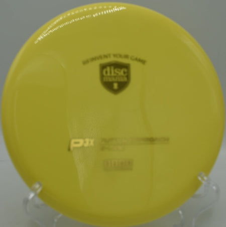 Discmania S-Line P3x overstable approach putter flying flat with fade at Pier Park Disc Golf Course Oregon