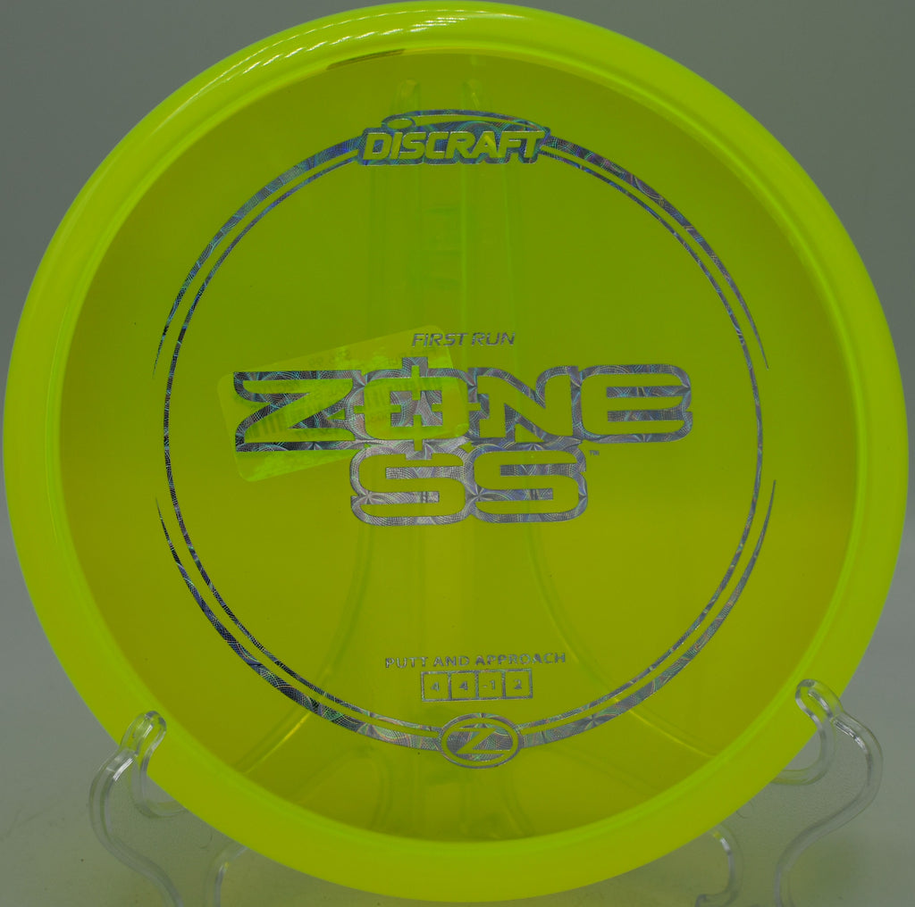 Discraft Z Zone SS soaring on a tight line at Engler Park in Farmington, MO