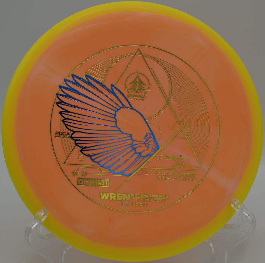 Dallas Garber Strato Wren spinning toward the chains at Barfield Crescent Park Disc Golf Course in Murfreesboro, Tennessee.