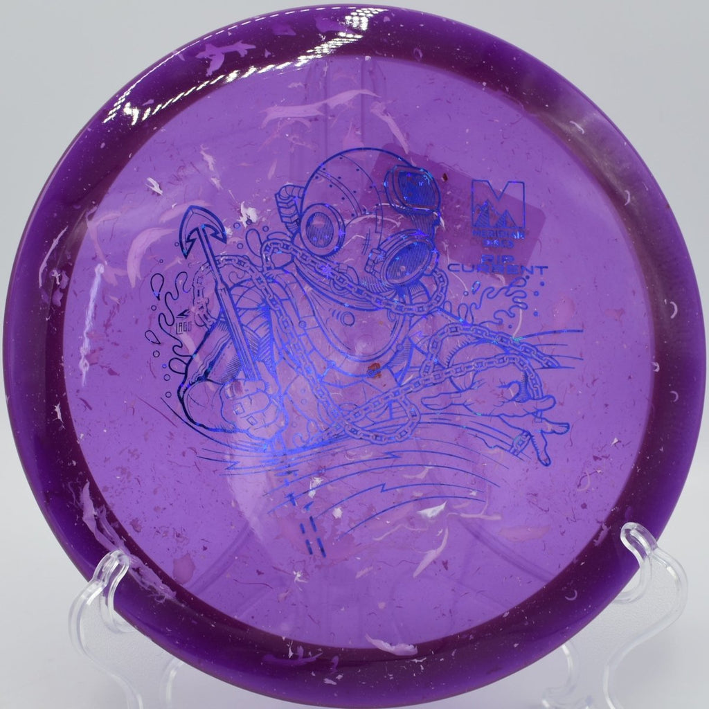 Marbled Clarus Rip Current straight glide release at Belding Disc Golf Course in Belding, Michigan