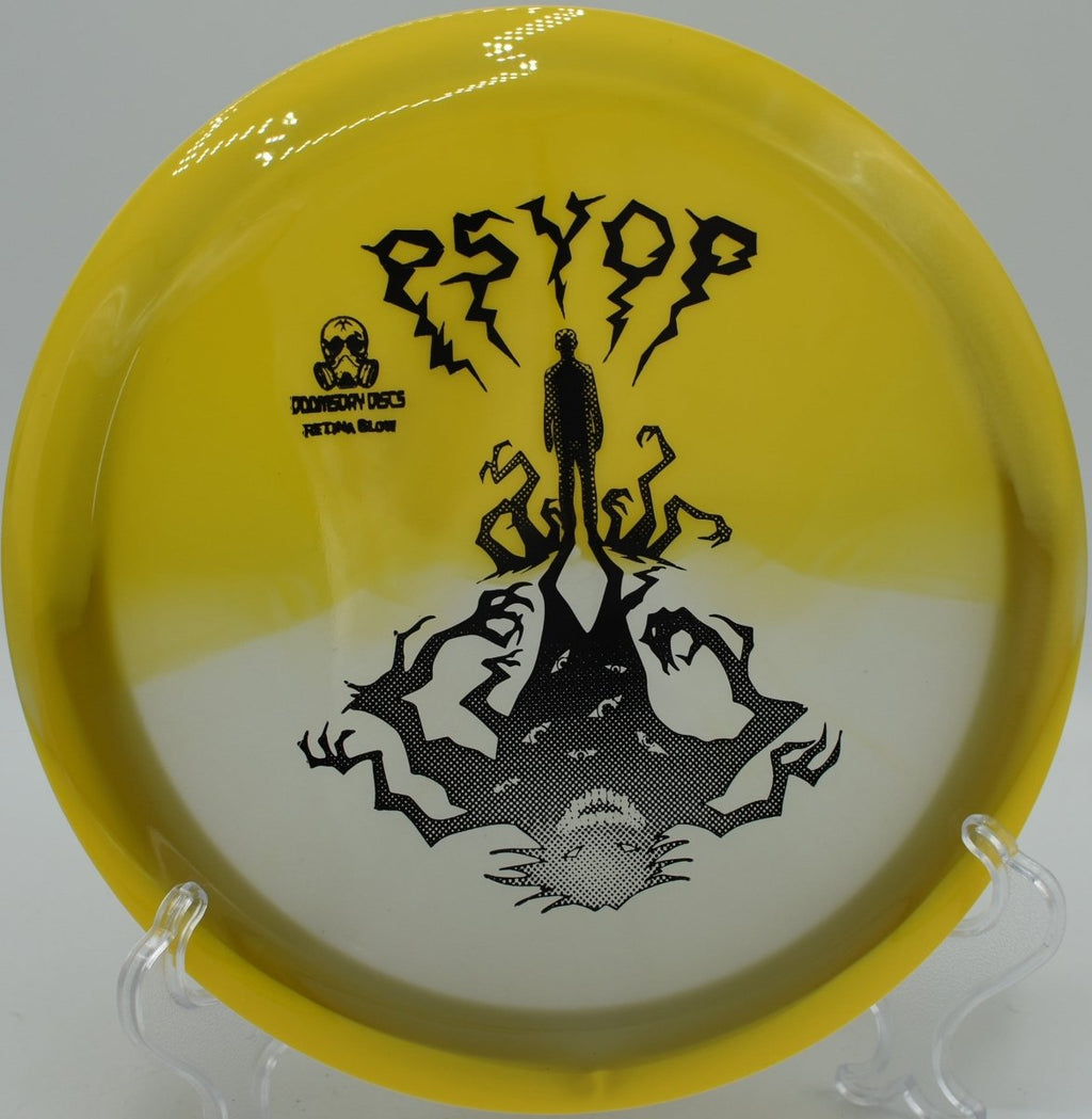 TSA PsyOps backhand flex line in open field at Vista Del Camino Disc Golf Course in Scottsdale, Arizona