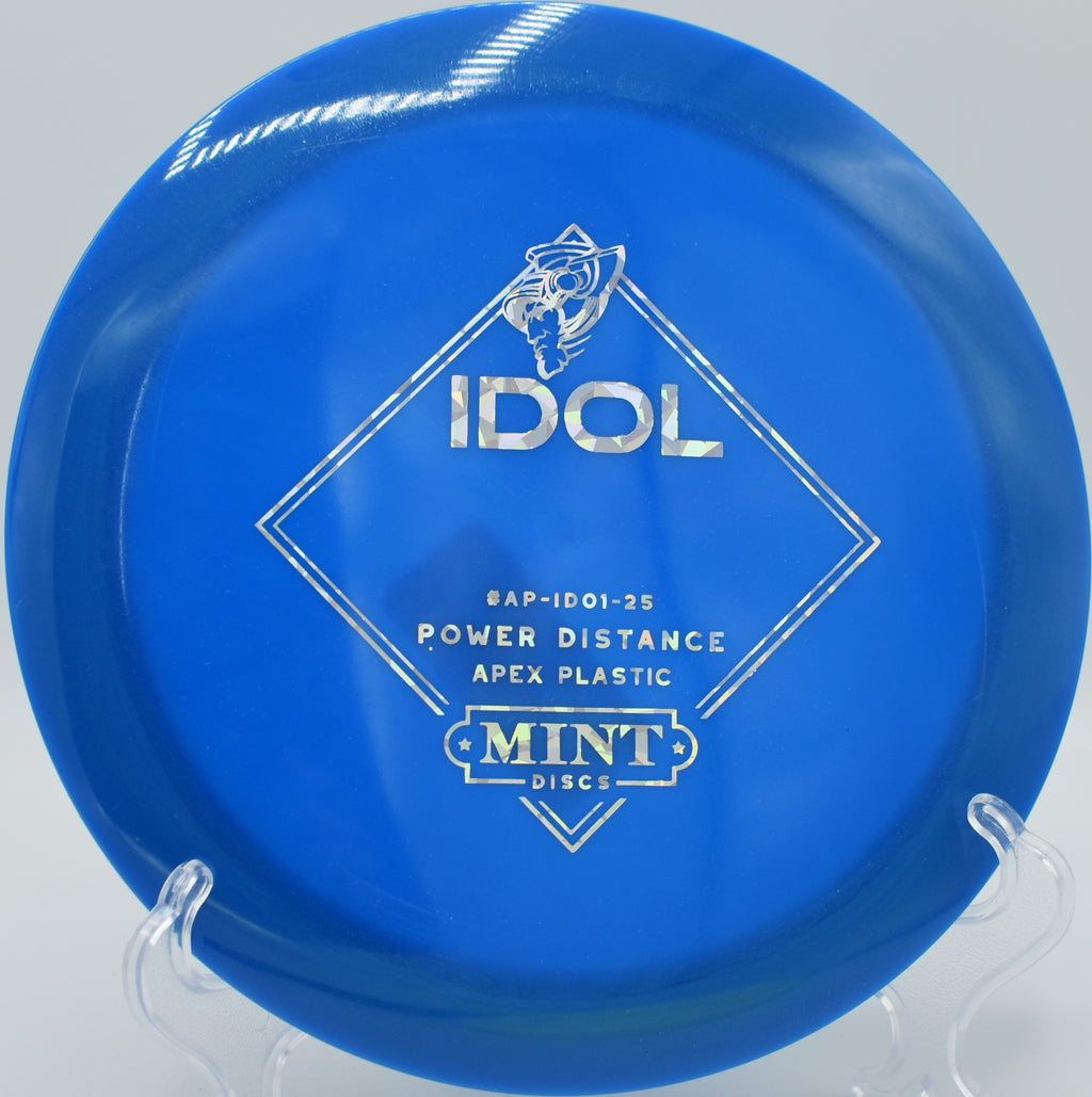 Mint Discs Idol first run driver ripping down a long fairway with torque-resistant accuracy at Blue Ribbon Pines in East Bethel, Minnesota