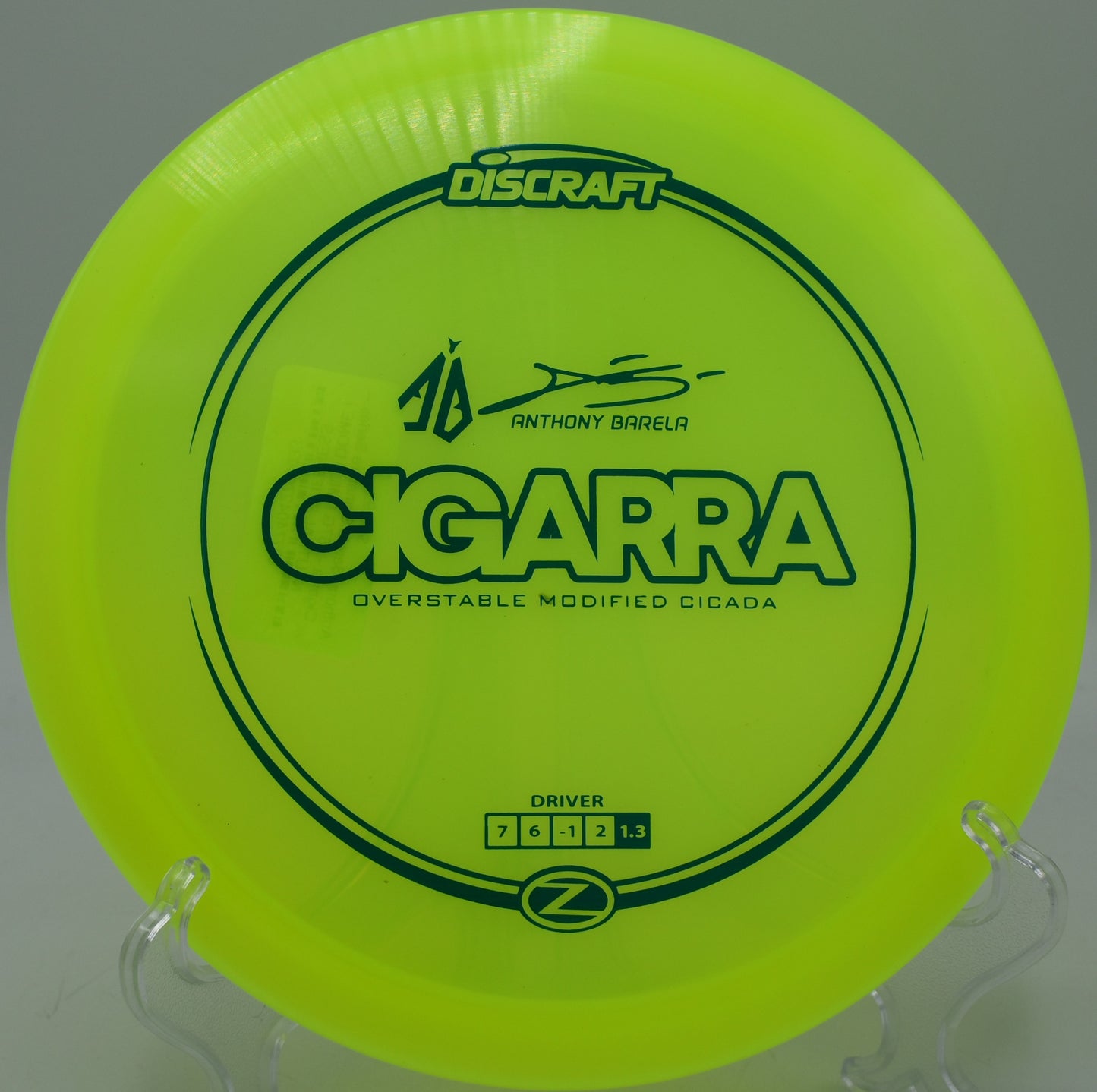 Z Cigarra hyzering soft into the circle with control at Eagle Island DGC in Eagle, Idaho.

