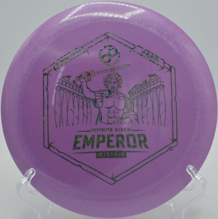 Infinite Discs Dynasty control driver flex shot at Maple Hill Gold in Leicester, Massachusetts