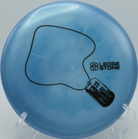 Ti ColorShift Roach putter thrown in Oregon with nationwide shipping for clean release straight putts