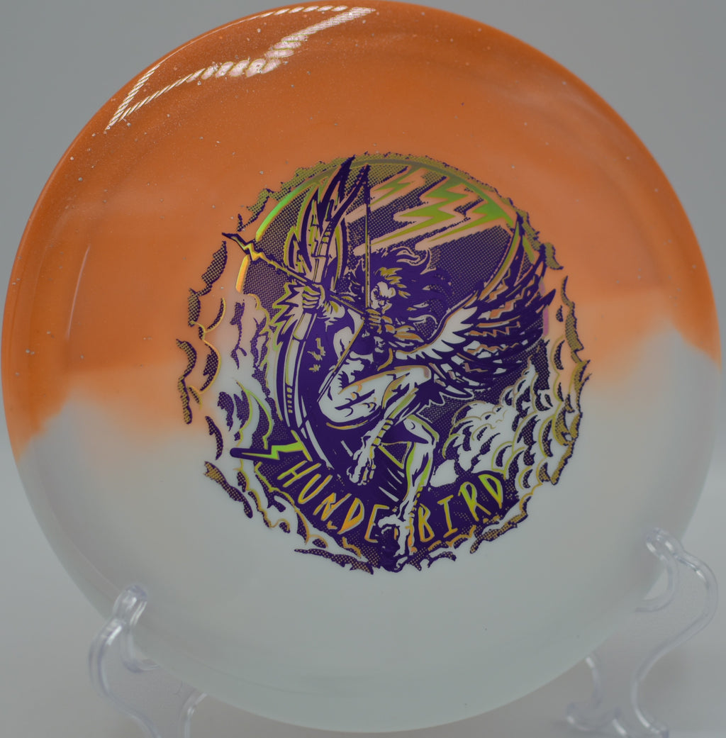 Duo Thunderbird punching through a low ceiling at Silver Creek DGC in Manitowoc, WI, staying stable through its entire flight.