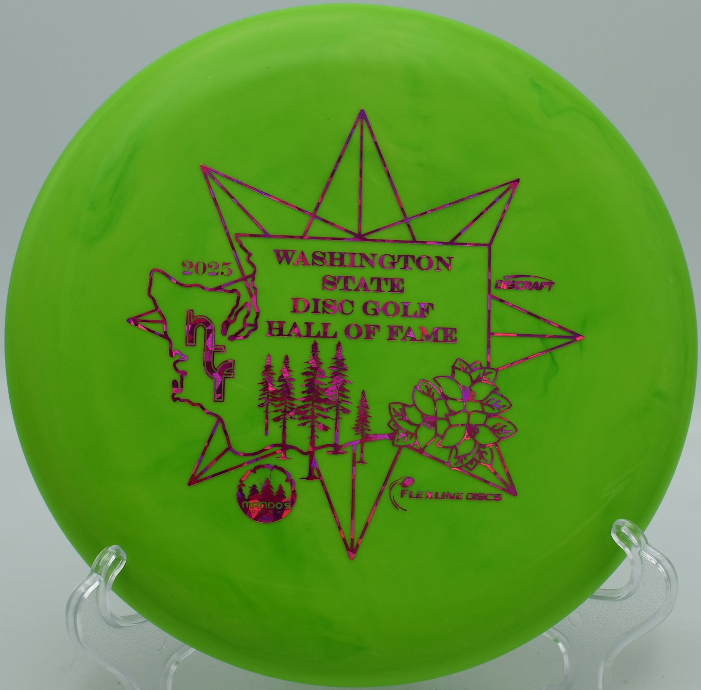 Challenger flying straight with controlled fade at Trophy Club Disc Golf Course in Trophy Club, Texas