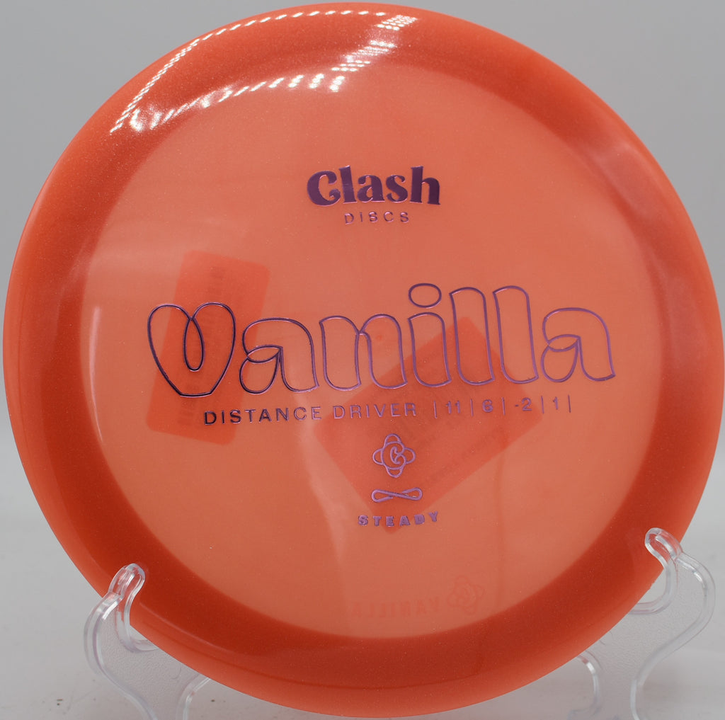 Clash Steady Vanilla pushing straight off the tee and fading left just in time at DeLaveaga DGC in California.

