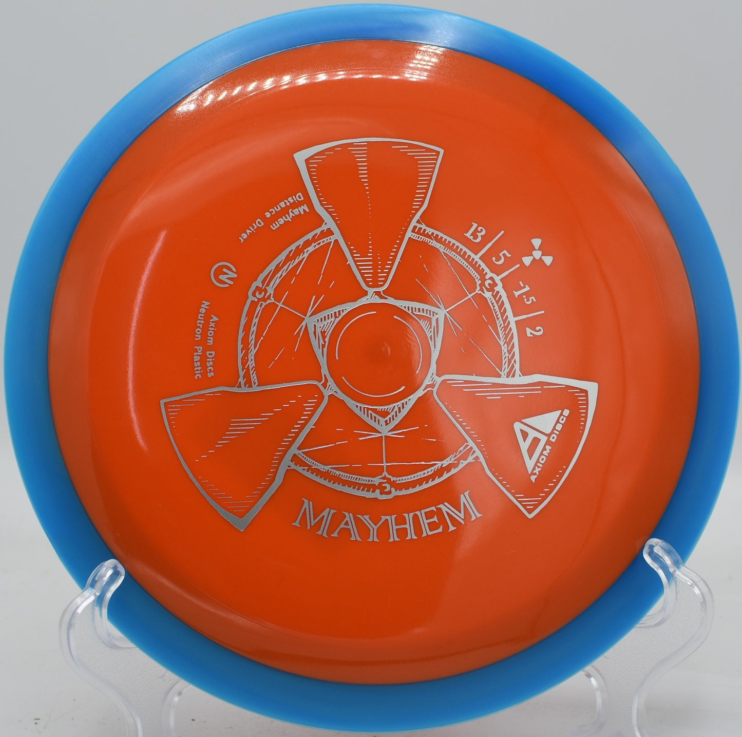 Clean backhand shot with the Mayhem flying straight with mild drift and reliable finish at Stafford Woods.

