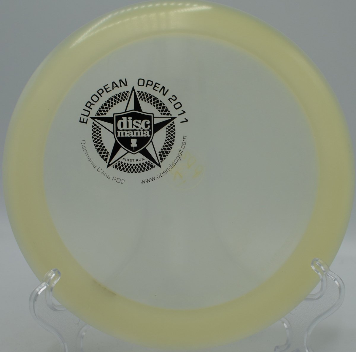 Discmania C-Line PD2 overstable headwind distance drive with hard fading finish at Northwood Park Disc Golf Course in Morton, Illinois
