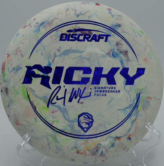 Ricky Wysocki Signature Line Jawbreaker Focus putter floating on a straight approach line at Maple Hill Disc Golf Course in Leicester, Massachusetts.