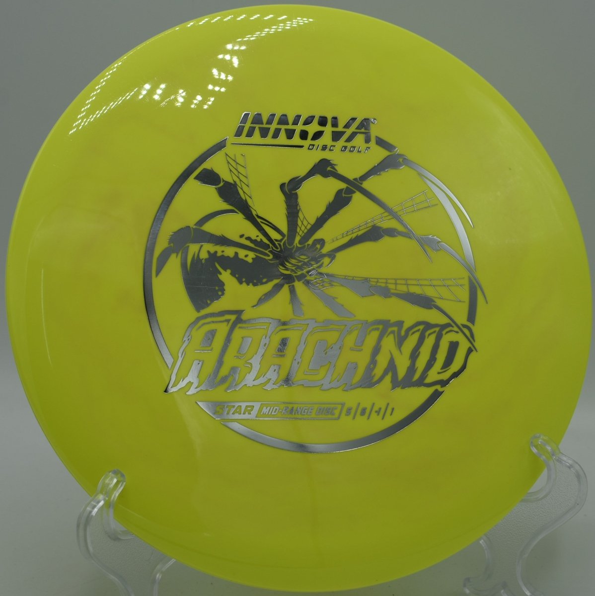 Star Arachnid midrange flying a straight line with gentle turn at Lake Walcott Disc Golf Course in Rupert, Idaho