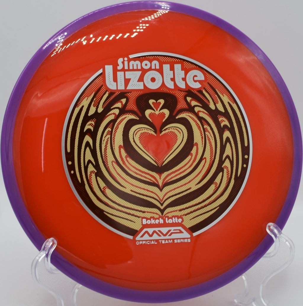 Neutron Bokeh power backhand rip at Timber Ridge DGC in Redmond, OR with smooth fade