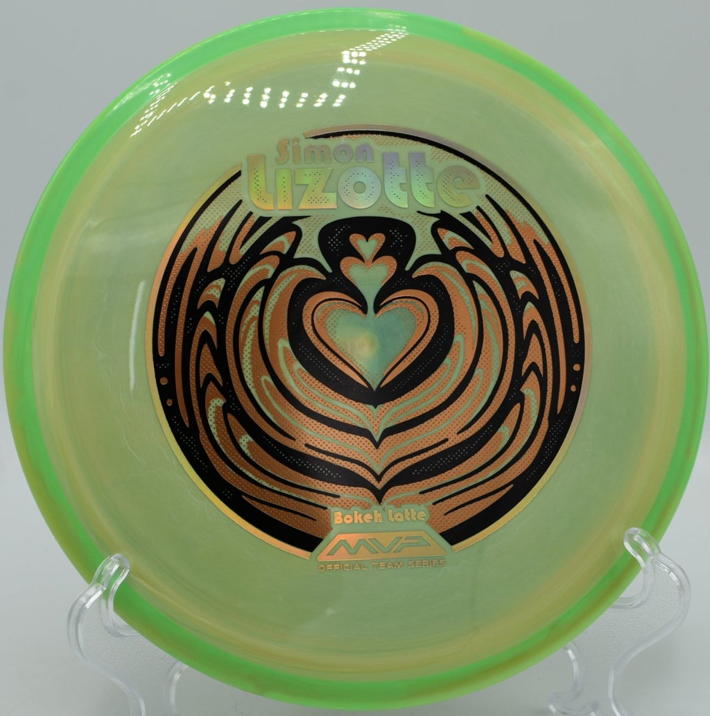 Simon Lizotte Neutron Bokeh power drive at Cedar Valley Disc Golf Course in Waterloo, Iowa