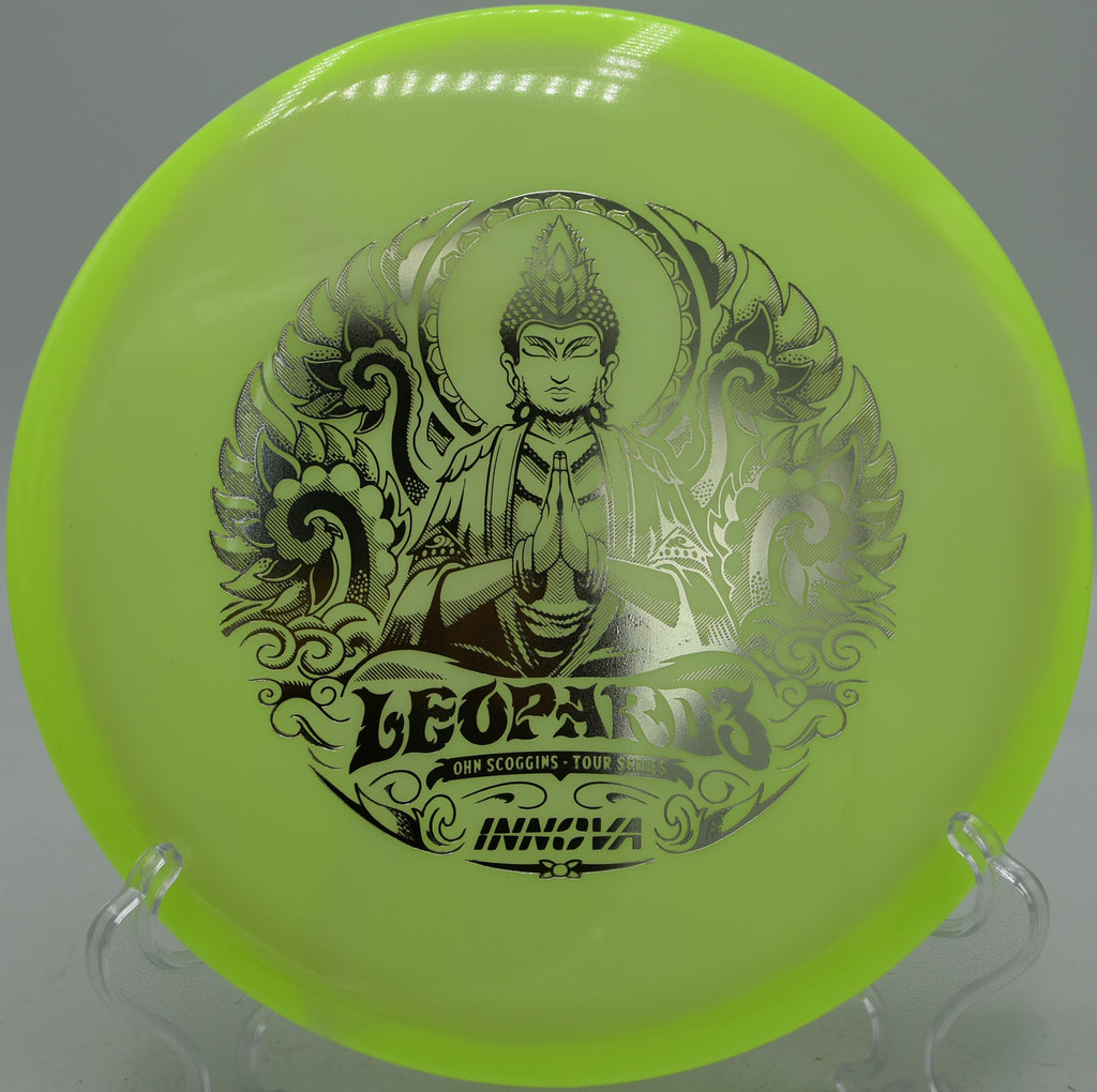 Champion Leopard3 flying straight down a tight fairway at Northwood Black in Morton, Illinois