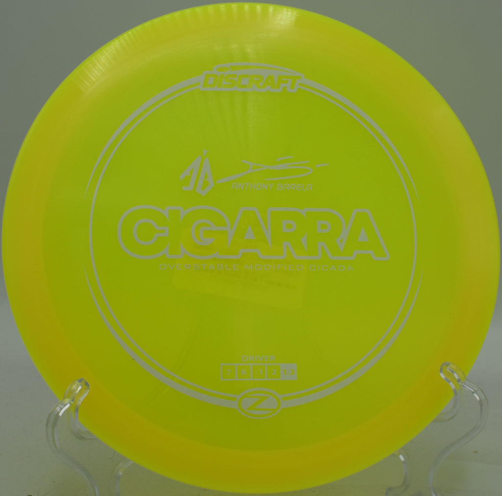 ESP Cigarra soaring through tailwind at SeaTac Disc Golf Course in Washington

