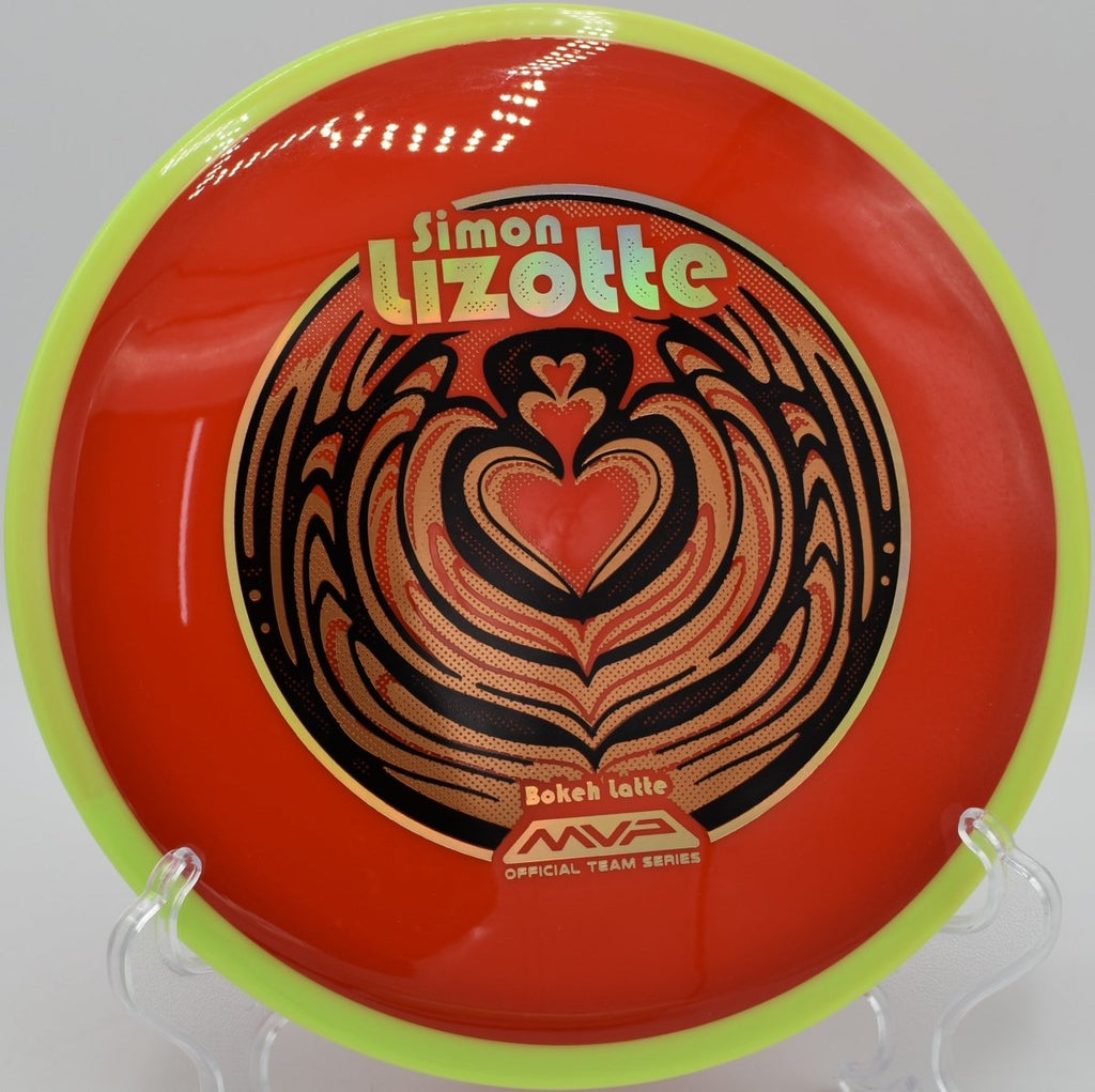 Simon Lizotte Neutron Bokeh high glide bomb at Knob Hill Disc Golf Course in Wexford, Pennsylvania