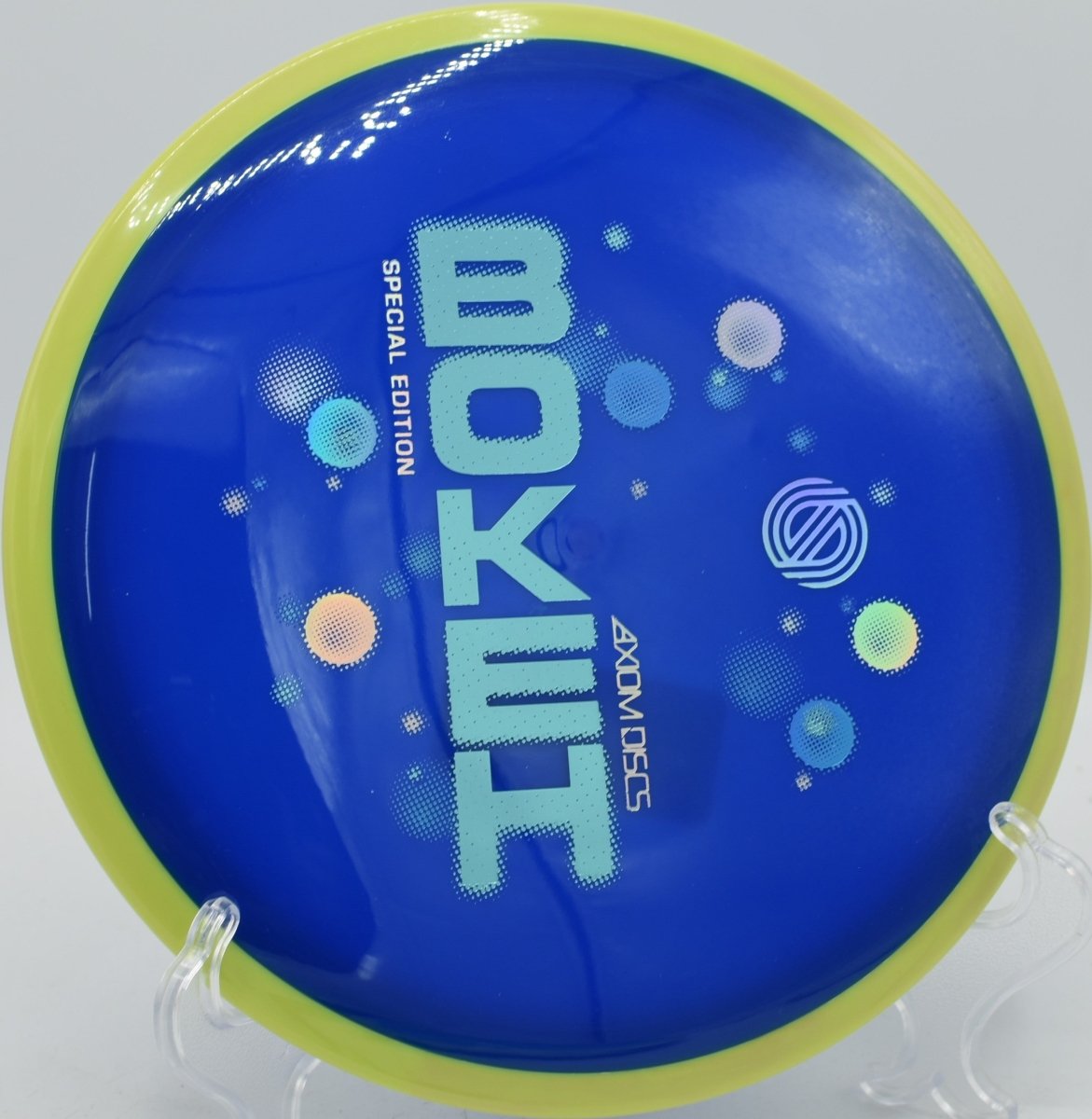Axiom Neutron Bokeh displayed at Cedarock DGC, Burlington NC for wooded course accuracy