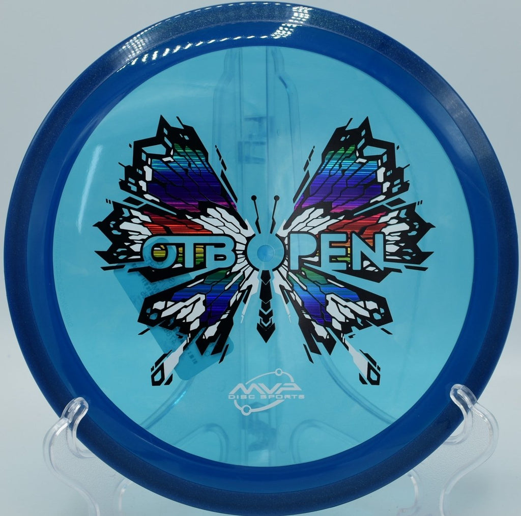 Prism Proton Insanity Soft long distance glide shot at The Fort Disc Golf Course in Ogden, Utah