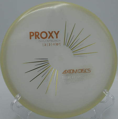 Total Eclipse Proxy controlled turnover at Prairie Ridge Disc Golf Course in Ankeny, Iowa, drifting smoothly before a soft fade finish