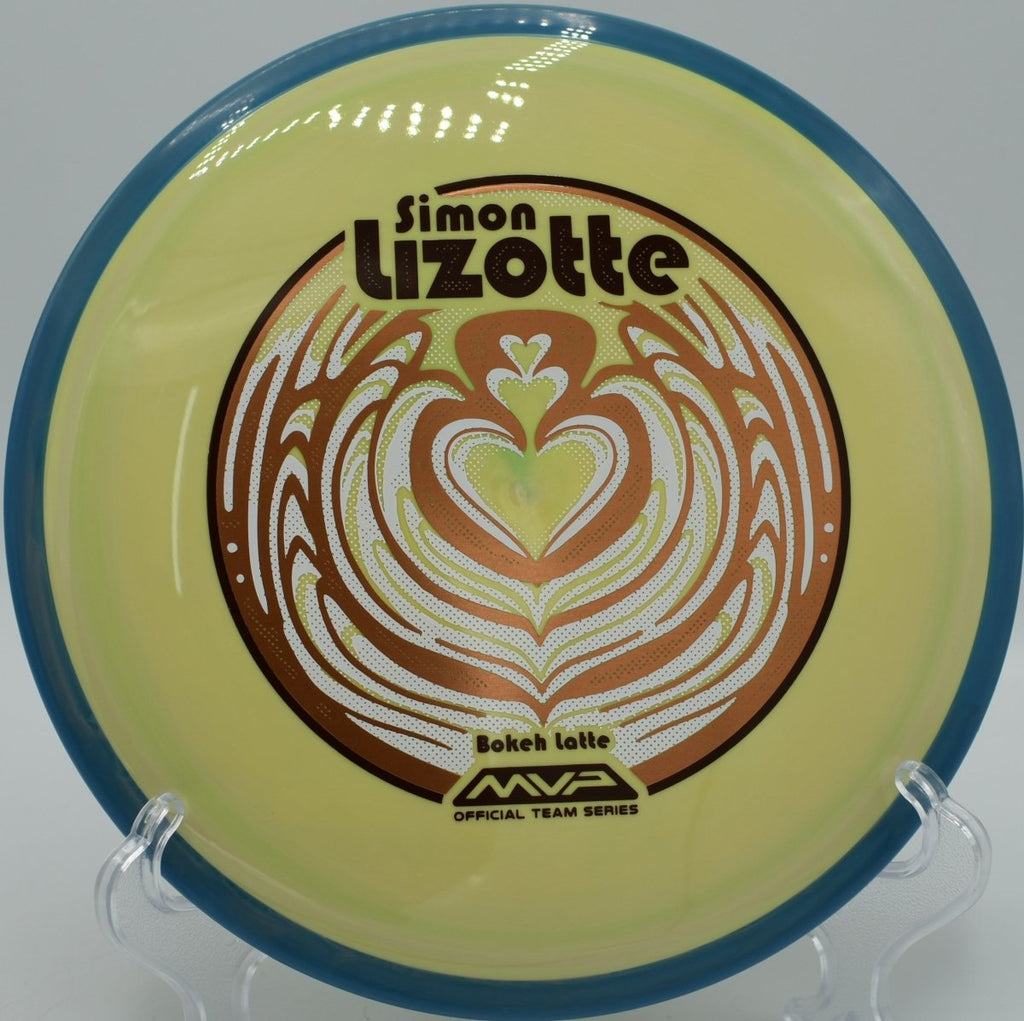 Simon Lizotte Neutron Bokeh towering shot at Brengle Terrace Disc Golf Course in Vista, California