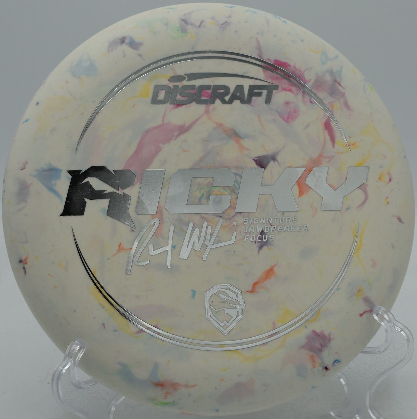 Ricky Wysocki Signature Line Jawbreaker Focus beaded putter on a clean release at Water Works Park Disc Golf Course in Kansas City, Missouri.