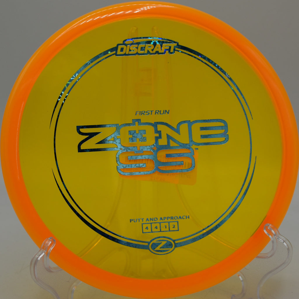Discraft Zone SS First Run holding perfect anhyzer release at Buckhorn DGC in NC