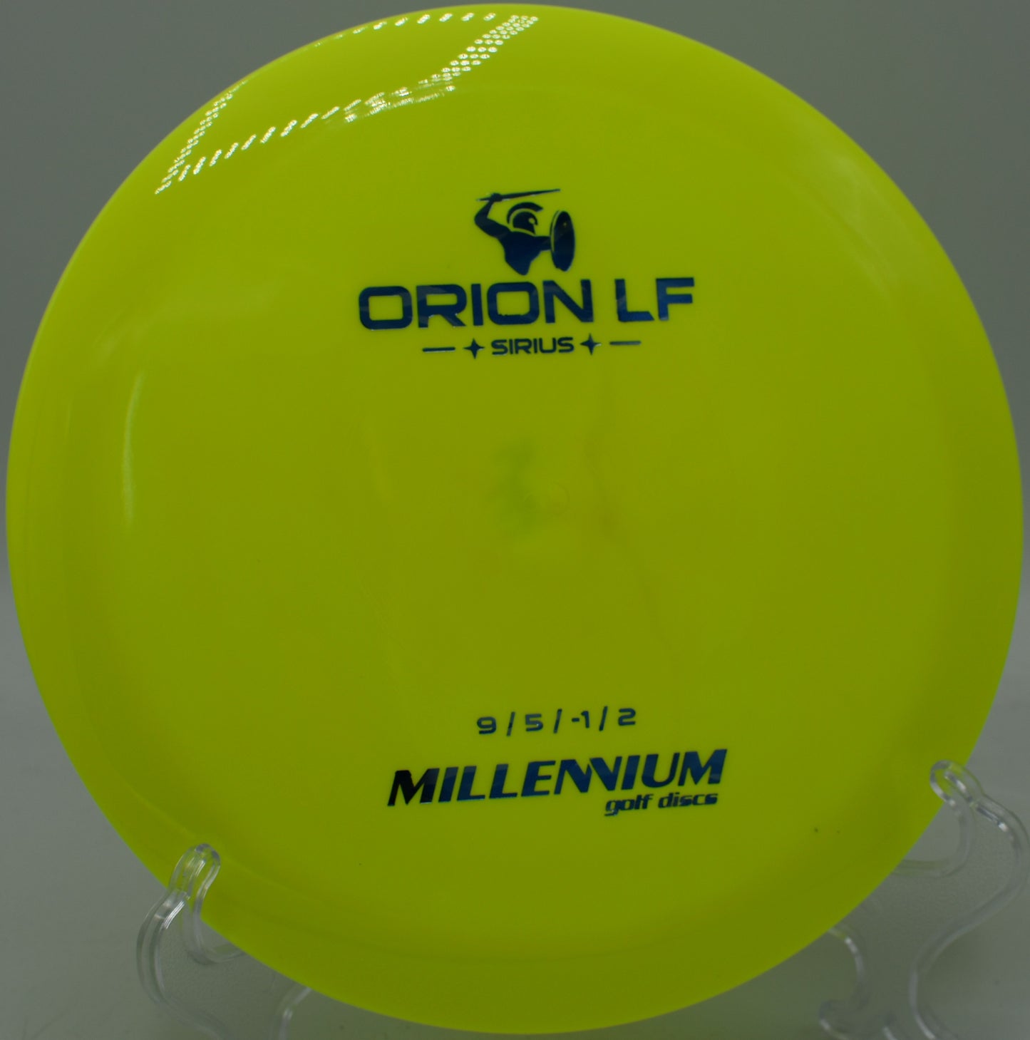 Millennium Sirius Aurora gliding between trees on a technical fairway at Cedar Hill Park in Nashville, Tennessee.

