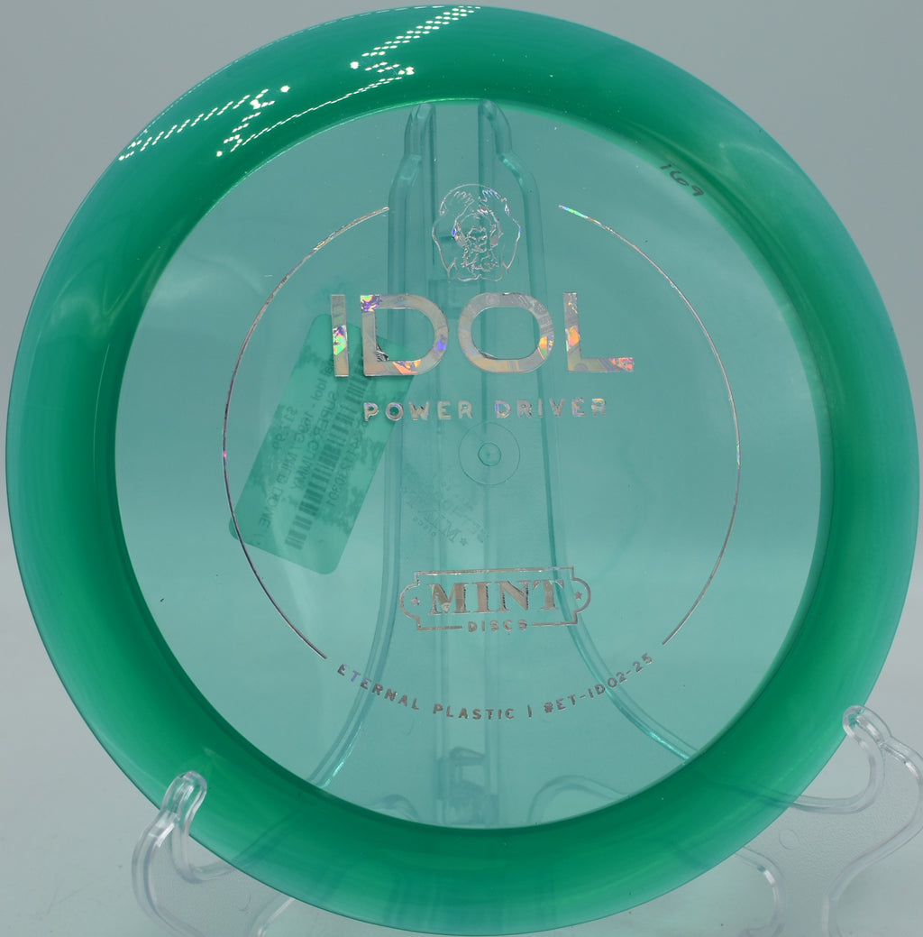 Mint Discs Eternal Idol dependable driver flying a straight-to-fade shot at Idlewild Disc Golf Course in Burlington, Kentucky