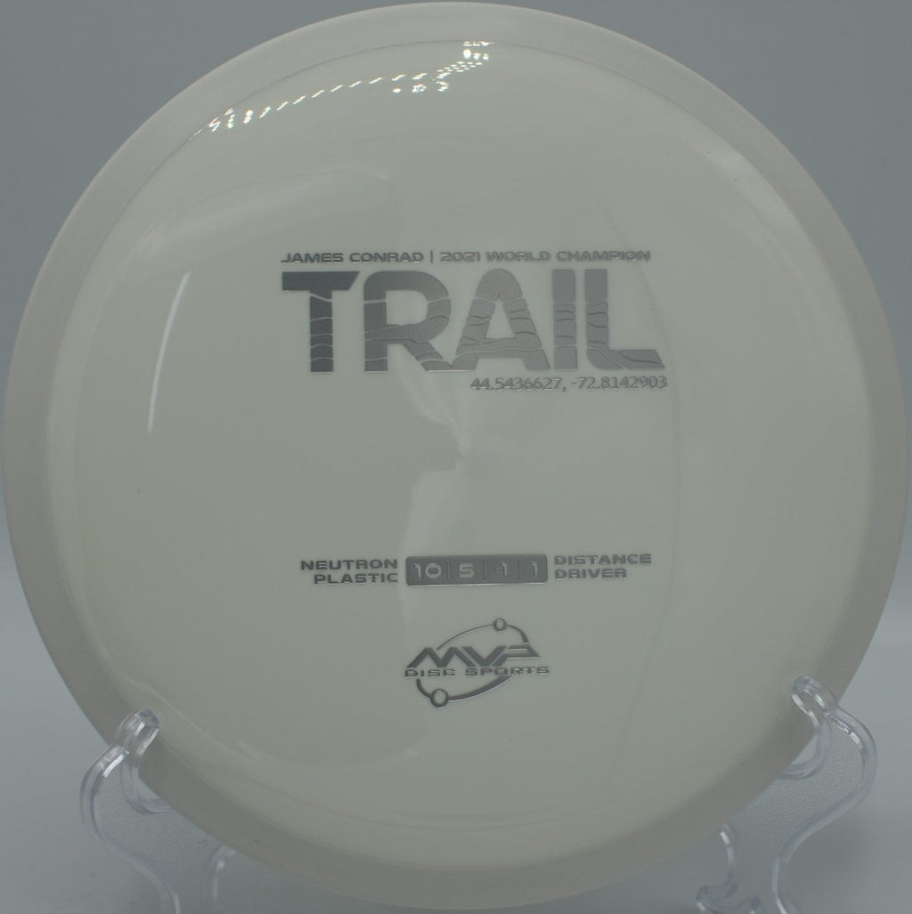 Neutron Trail straight glide line at Cedar Creek Disc Golf Course in Fairmont, Minnesota