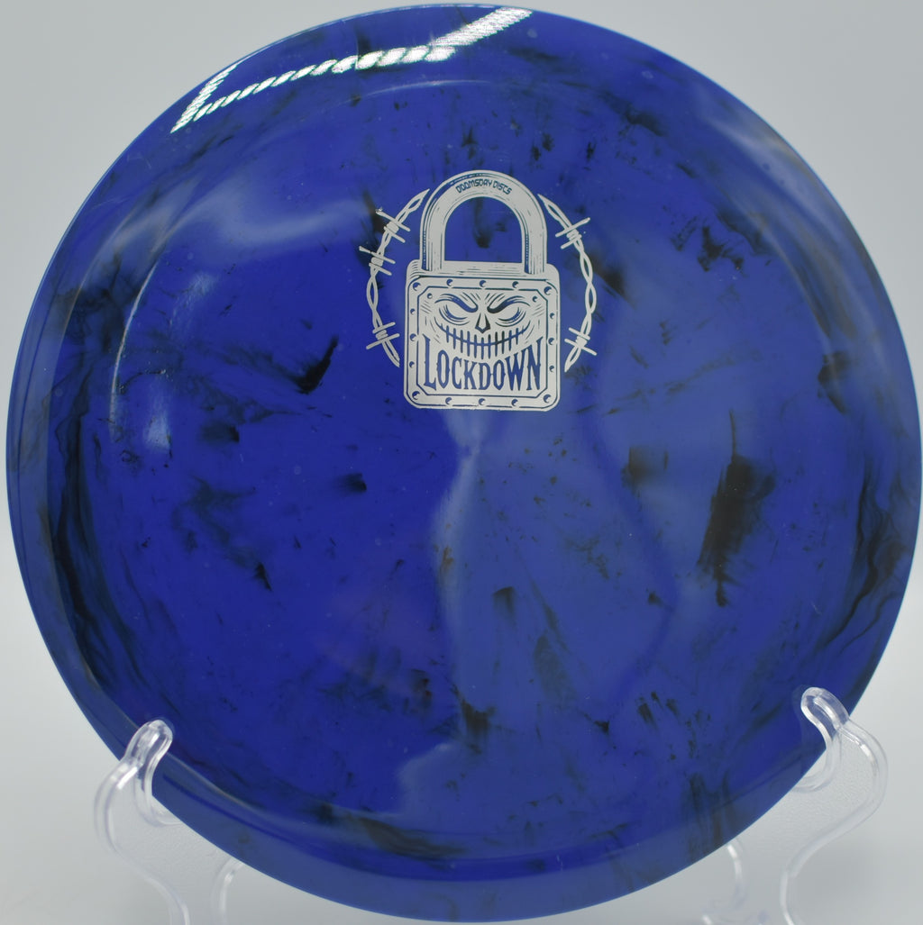 Shockwave Lockdown smashing a wind-crushing hyzer at Northwood Blue DGC in Morton, IL, dumping reliably beside the pin.