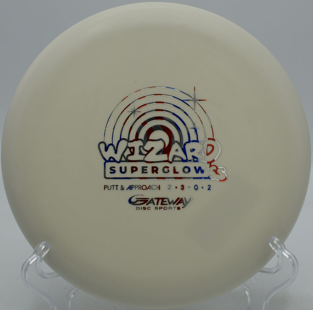 Gateway SB Wizard approach on tight gap at Idlewild Disc Golf Course in Burlington, Kentucky