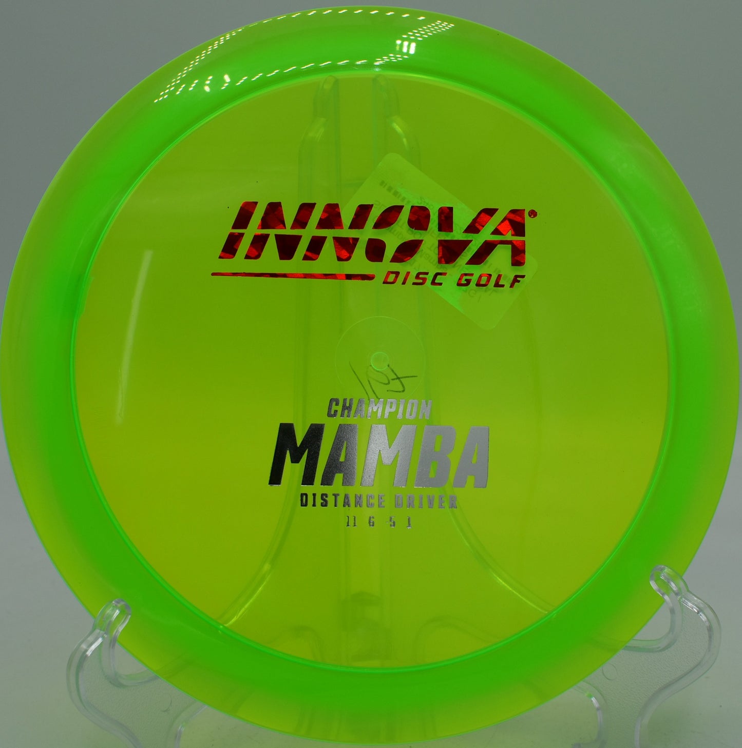 Champion Mamba launching a full-flex turnover shot at Harmon Hills in Fall Branch, Tennessee