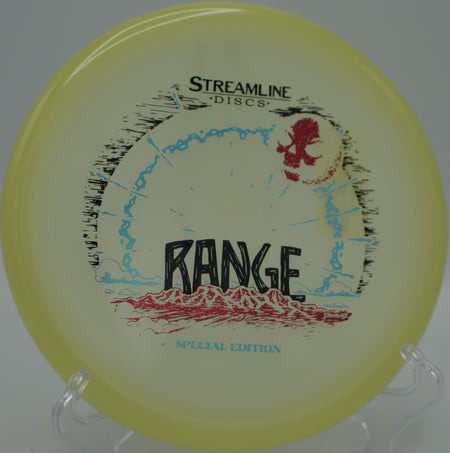 Streamline Eclipse Glow Range holding a point-and-shoot line at Wickham Park Disc Golf Course in Manchester, Connecticut.