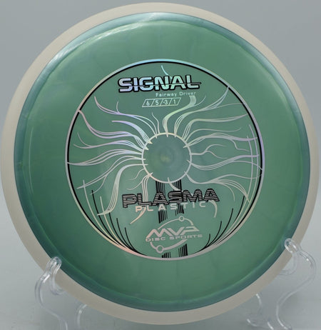 Plasma Signal fairway driver at Maple Hill DGC, Leicester MA for easy hyzer flips and glide
