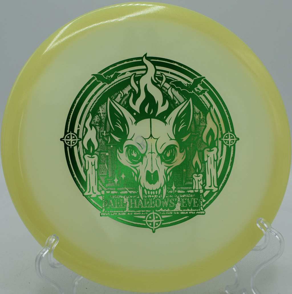 Innova Proto Glow Champion Fox understable fairway driver flying straight at Selah Ranch Lakeside Disc Golf Course in Talco, Texas
