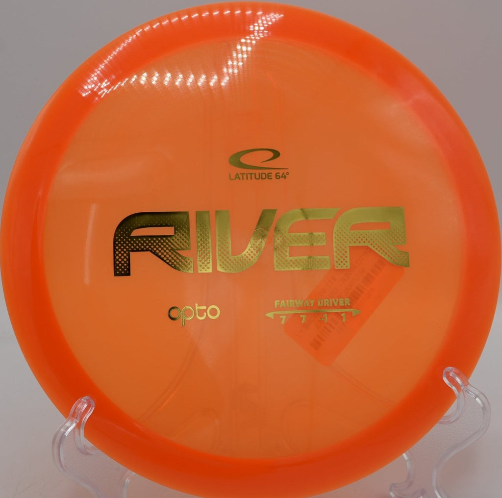 Latitude 64 Opto River glide heavy fairway driver carving finesse line at Iron Hill Disc Golf Course in Newark Delaware
