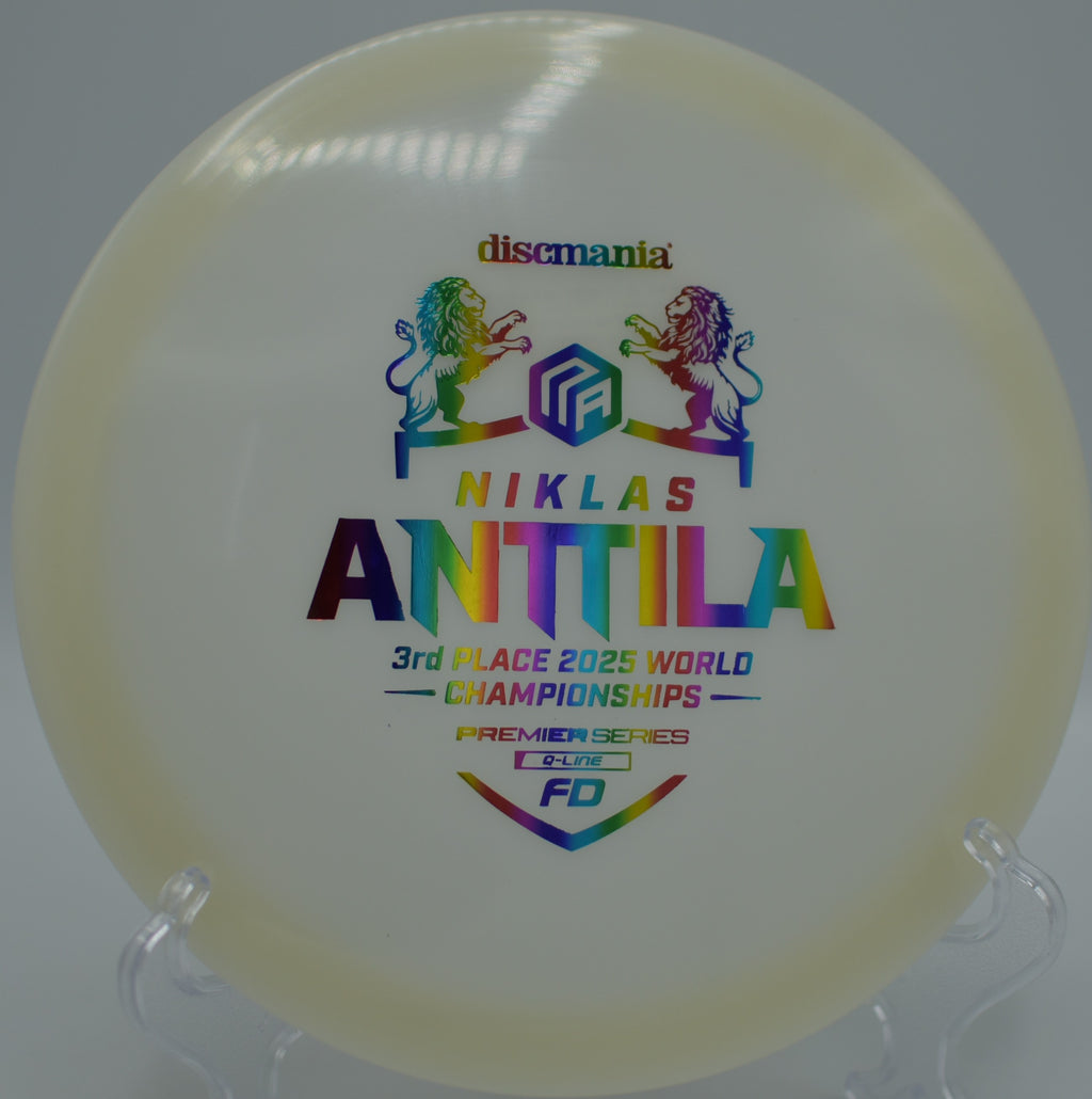 Premier Series FD Q-Line parked circle-one after a controlled forehand at Winthrop Gold Disc Golf Course in Rock Hill, South Carolina.