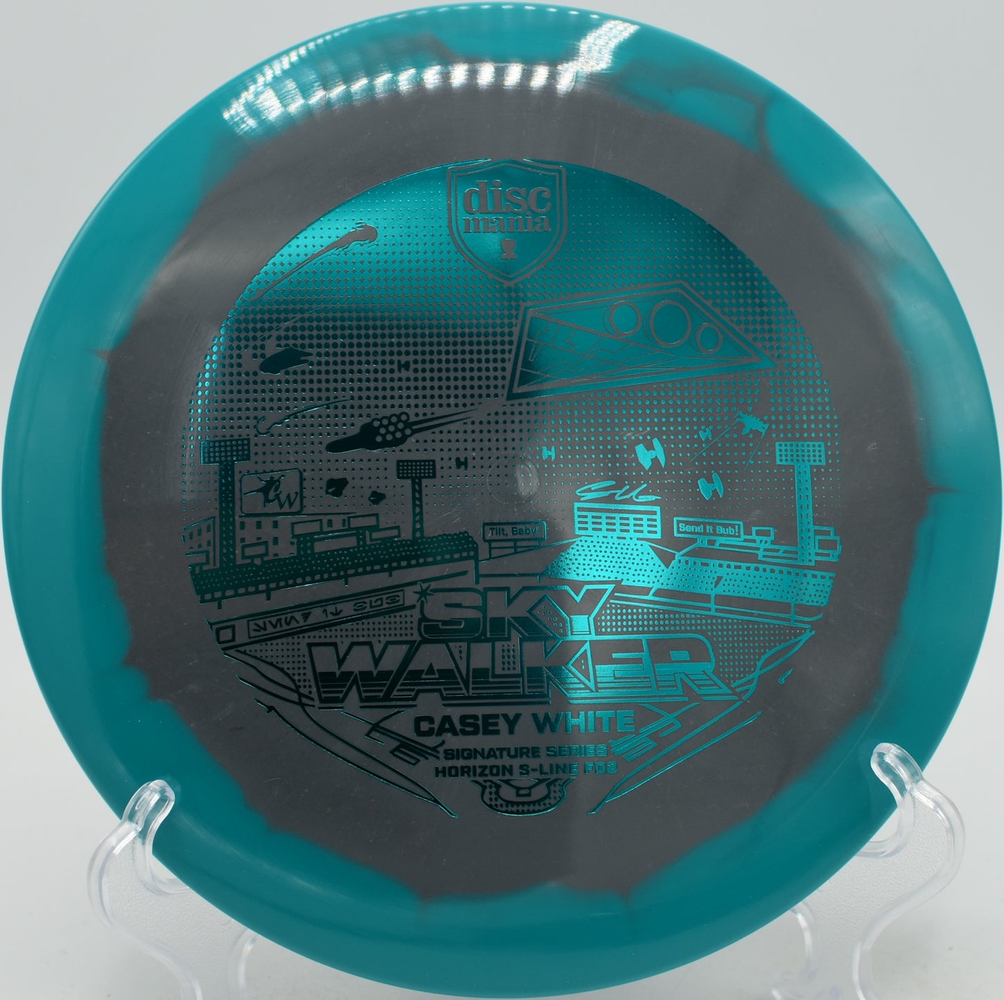 Horizon S-Line FD2 carving straight placement drive at North Cove Disc Golf Club in Marion, North Carolina