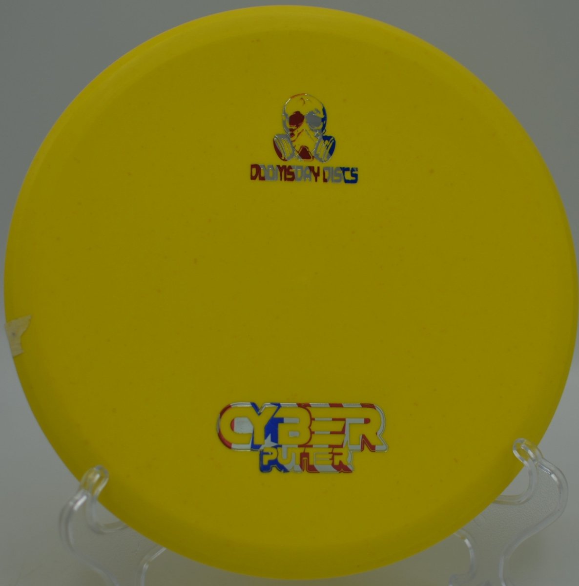 Ration Cyber Putter stable beadless putter used for clean releases on disc golf courses in Olympia WA