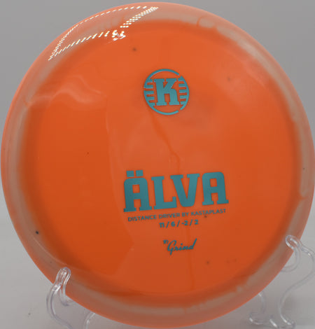 Overstable flex shot with K1 Grind Alva tracking toward the green at Tyler State Park in Newtown, Pennsylvania.

