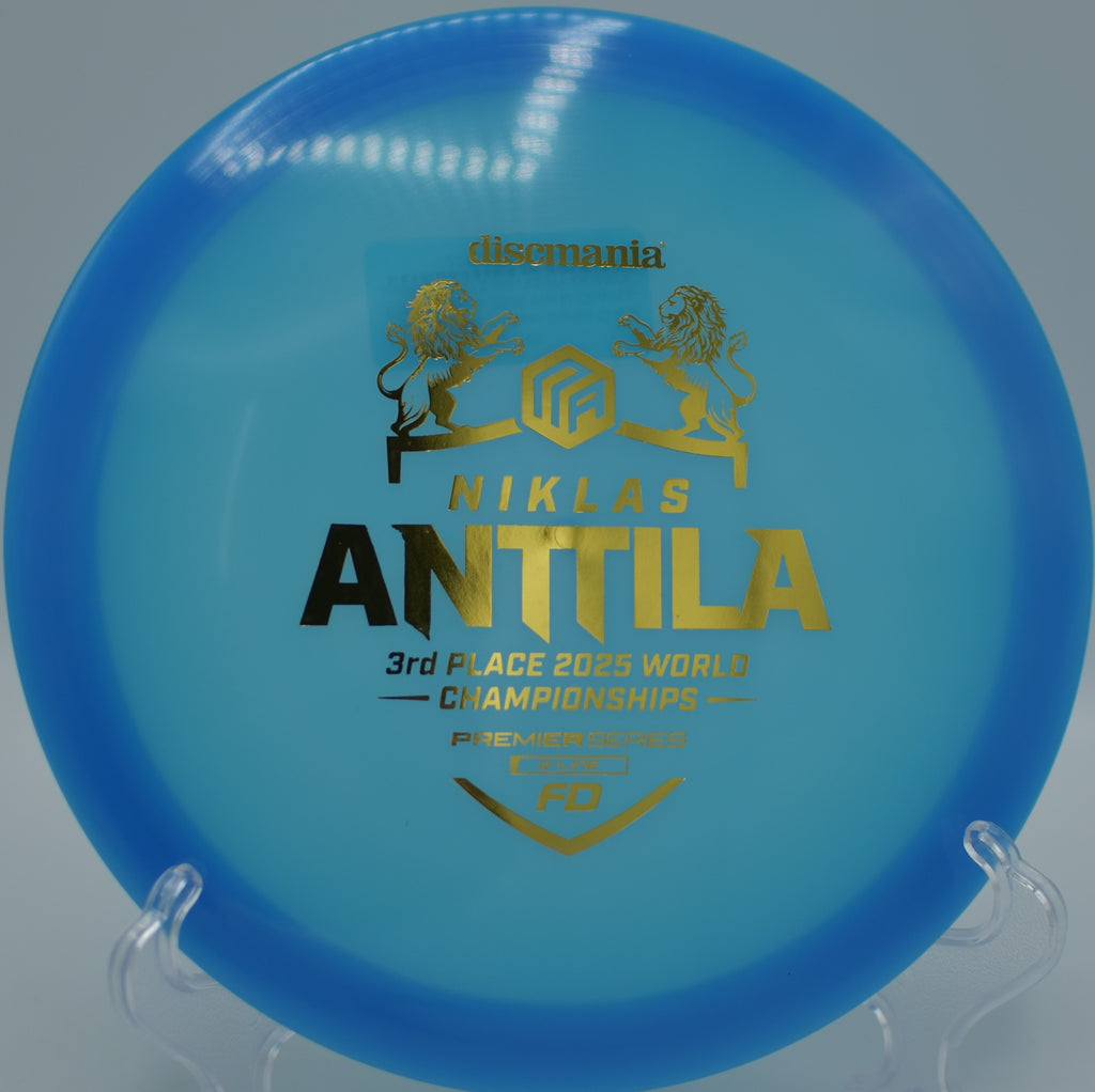 Premier Series FD Q-Line cruising over the fairway at Waterworks Park Disc Golf Course in Kansas City, Missouri.